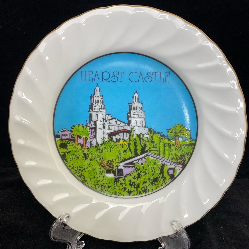 Vintage,  7” Hearst Castle State Souvenir China Plate with Gold Detailing